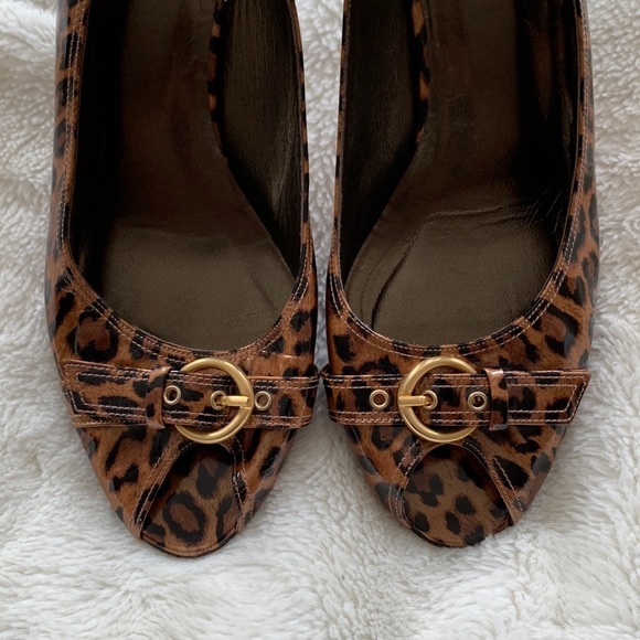 Stuart Weitzman Leopard Print Peep Toe Heels - Picture 2 of 6